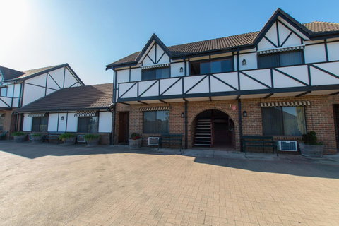 Mick O\'Sheas - Gold Coast 36