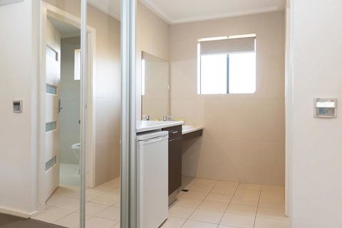 Mick O\'Sheas - Gold Coast 3