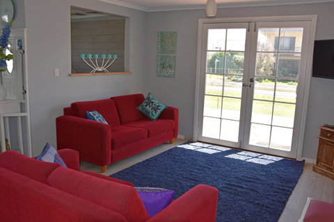 Beach Life Retreat - Tourism Gold Coast 2