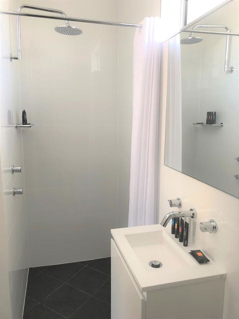 The Avenue Inn - Tourism Gold Coast 10