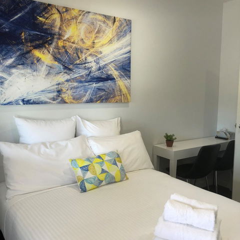 The Avenue Inn - Tourism Gold Coast 11