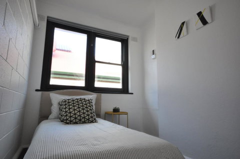 The One @ Henley Beach - Gold Coast 5