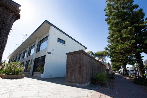 The One @ Henley Beach - Gold Coast 8