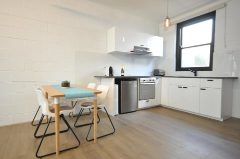 The One @ Henley Beach - Gold Coast 3