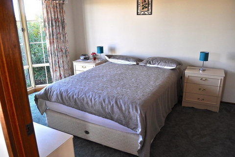 Baywatch - Tourism Gold Coast 13