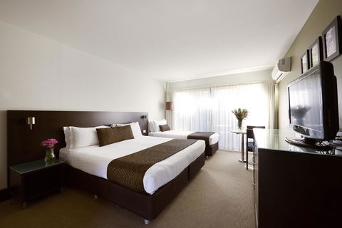 Station Motel - Tourism Gold Coast 0