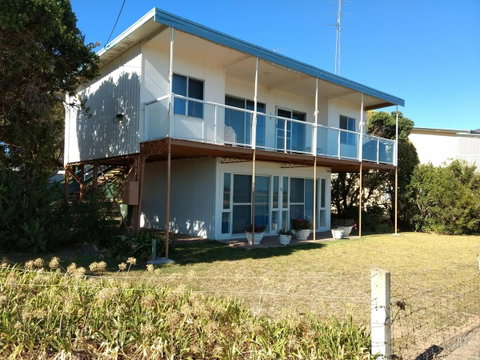 Seafront Shack - Tourism Gold Coast 4
