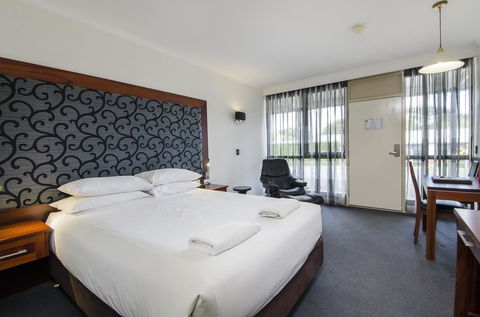 The Commodore - Tourism Gold Coast 41