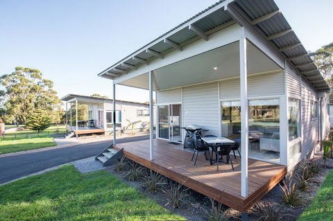 Blue Lake Holiday Park - Tourism Gold Coast 15