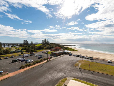 Ebbtide 25 - Tourism Gold Coast 7