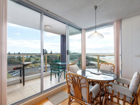 Ebbtide 25 - Tourism Gold Coast 10