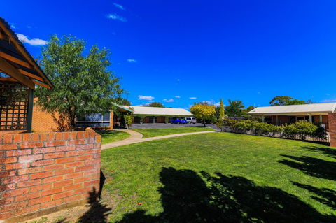 Country Roads Motor Inn Naracoorte - Tourism Gold Coast 42