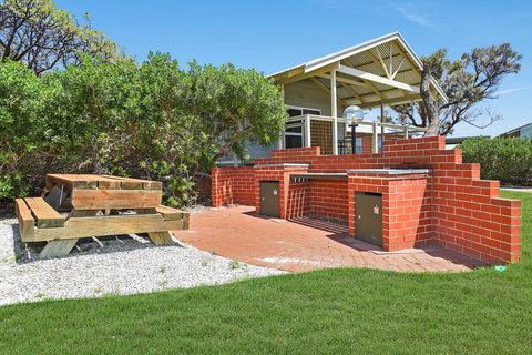 Casa Capri - Aldinga Beach - C21 SouthCoast Holidays - Tourism Gold Coast 13