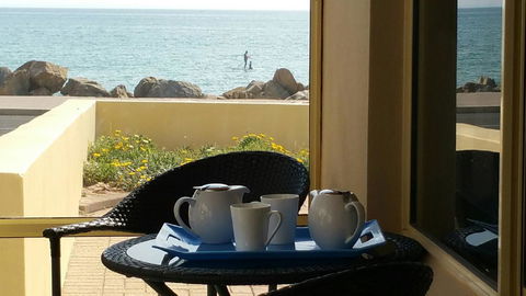 Acaill Accommodation Esplanade Living Self Check-In Self Check-Out - Tourism Gold Coast 9