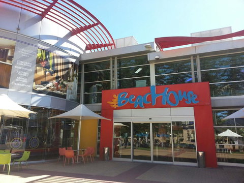 Acaill Accommodation Esplanade Living Self Check-In Self Check-Out - Tourism Gold Coast 13