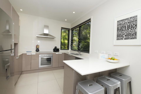 Boom 6 Boomerang Beach - Tourism Gold Coast 11