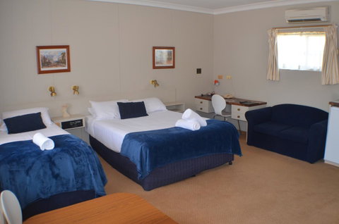 Deer Park Motor Inn Armidale - Tourism Gold Coast 1