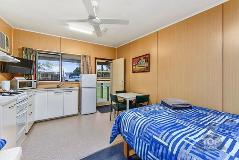 Millicent Hillview Caravan Park - Tourism Gold Coast 13