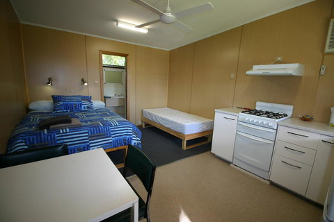 Millicent Hillview Caravan Park - Tourism Gold Coast 31
