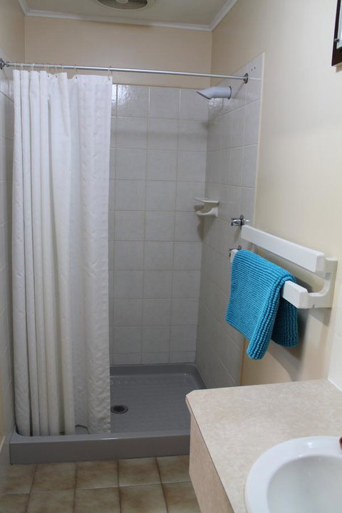 Millicent Hillview Caravan Park - Tourism Gold Coast 34