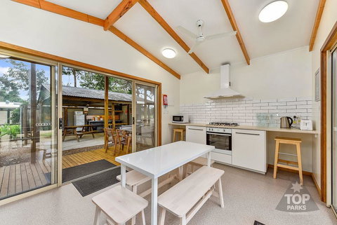 Millicent Hillview Caravan Park - Tourism Gold Coast 21