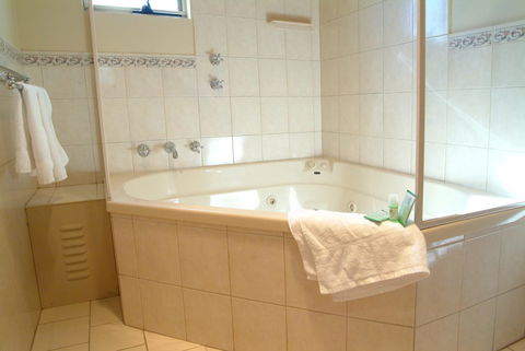 Victoria Hotel Strathalbyn - Tourism Gold Coast 5