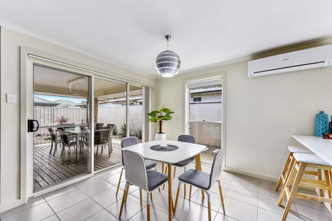 City Fringe Apartment B, Mount Gambier - Tourism Gold Coast 0