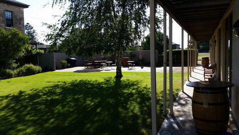 Coonawarra Motor Lodge - Tourism Gold Coast 19