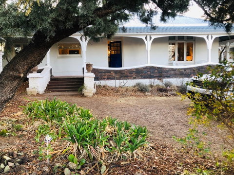 Belmore Cottage - Tourism Gold Coast 0