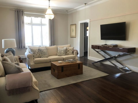 Belmore Cottage - Tourism Gold Coast 8