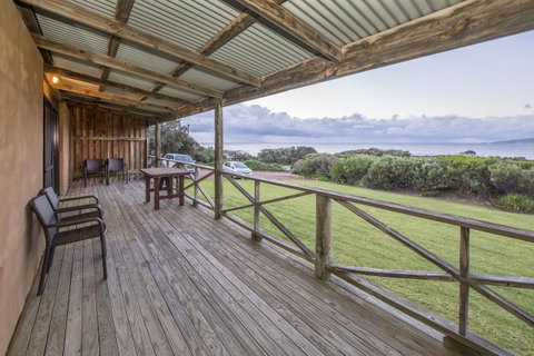Chandlers Smiths Beach Villas - Tourism Gold Coast 11