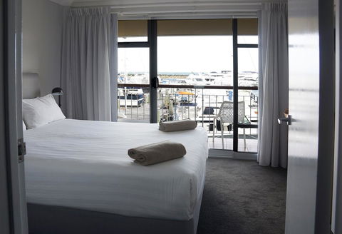 Oceanside 23 - Tourism Gold Coast 3