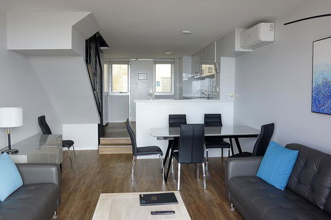 Oceanside 23 - Tourism Gold Coast 5