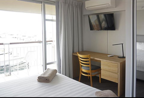 Oceanside 23 - Tourism Gold Coast 10