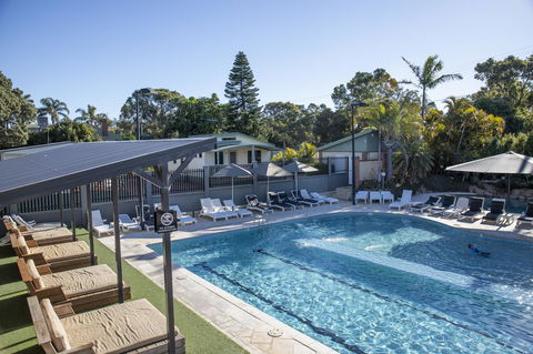 Karrinyup Waters Resort - Tourism Gold Coast 2