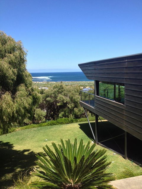The Roozen Residence - Tourism Gold Coast 3