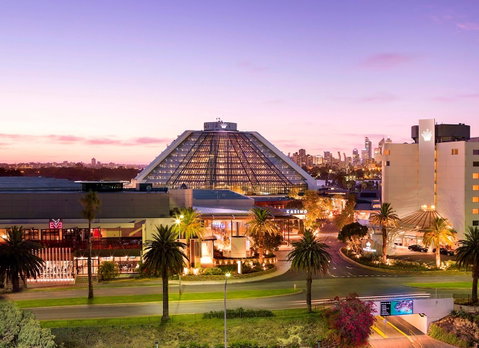 Crown Metropol Perth - Tourism Gold Coast 5