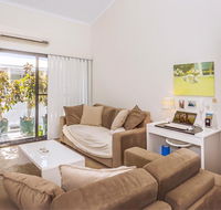 Home Apartment - Perth City Centre - Free WiFi - Tourism Gold Coast