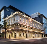The Melbourne Hotel - Tourism Gold Coast