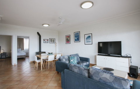 Canal Rocks Beachfront Apartments - Tourism Gold Coast 33