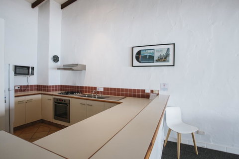 Canal Rocks Beachfront Apartments - Tourism Gold Coast 25