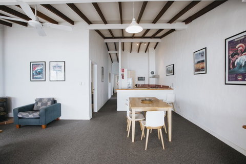 Canal Rocks Beachfront Apartments - Tourism Gold Coast 23
