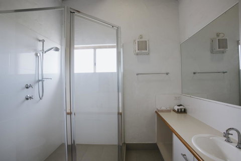 Canal Rocks Beachfront Apartments - Tourism Gold Coast 20