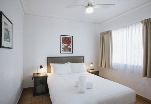 Canal Rocks Beachfront Apartments - Tourism Gold Coast 7