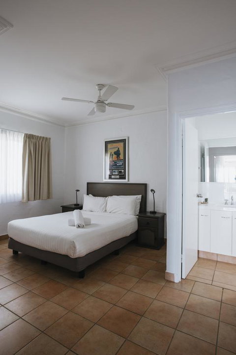 Canal Rocks Beachfront Apartments - Tourism Gold Coast 28