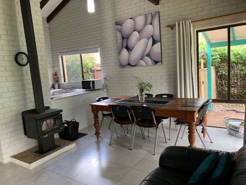 Beachside Prevelly Villas - Tourism Gold Coast 5