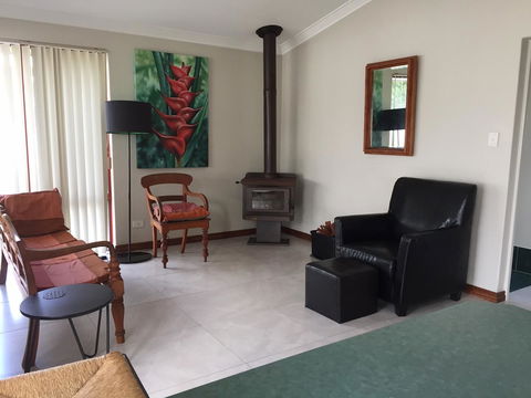 Beachside Prevelly Villas - Tourism Gold Coast 36