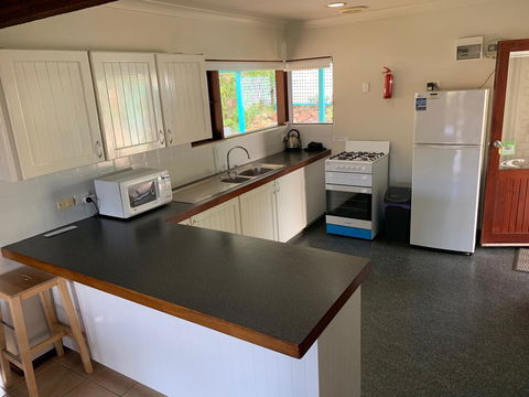 Beachside Prevelly Villas - Tourism Gold Coast 14
