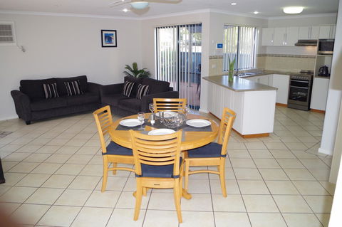 Kalbarri Blue Ocean Villas - Tourism Gold Coast 5
