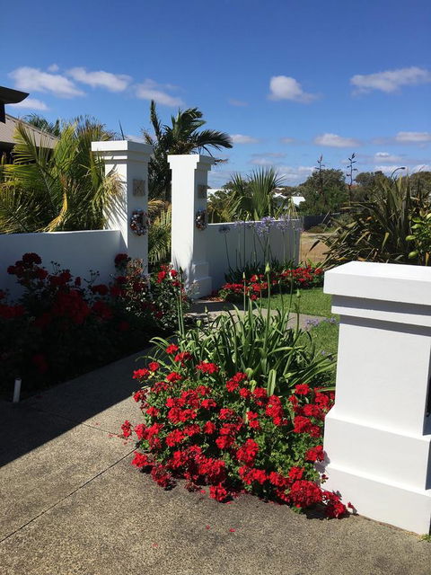 Bella Bali Gardens - Tourism Gold Coast 0